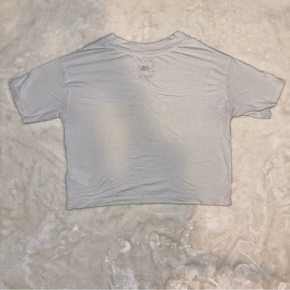 The North Face Cropped Yellow/Grey Graphic Thin Soft Tshirt Size XS - Picture 5 of 7